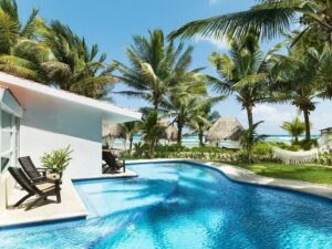 Royal Swim Up Suite