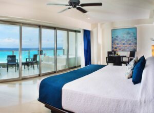 Ocean Front with Terrace Jacuzzi