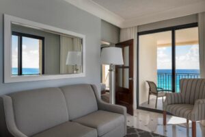 Caribbean Suite M