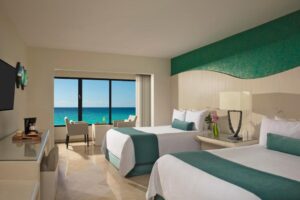Deluxe Ocean View 2 Beds