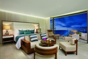 Junior Suite Ocean View King STV