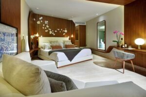 Junior Suite + One FREE Lesson at Rafa Nadal Tennis Cente