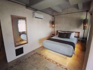 Queen Suite with Jacuzzi