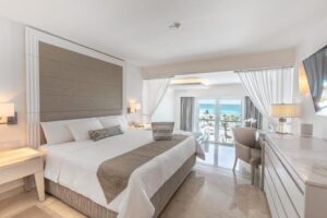 Royal Honeymoon Ocean Front
